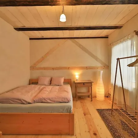 Stylovy Dum S Krasnou Zahradou V Ceskem Stredohori Apartment *